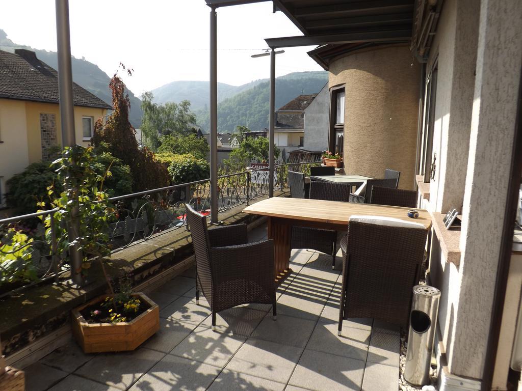 B&B Pension Winzerhaus Zell-Mosel Extérieur photo